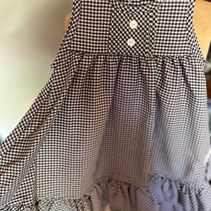 Nelly Madison black & white striped dress size 6